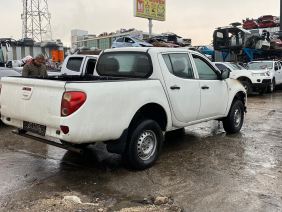 Mitsubishi l 200 euro4  euro5 2008-2015 çıkma parçalar